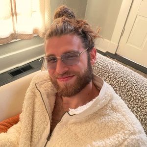 Meet your Posher, Jake